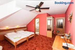 Depandance Hotel u Crlíků - Image 3