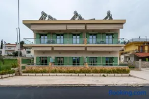 Asini deluxe suite 2, with rooftop terrace and breathtaking views - Image 1