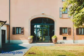 Black Paradise B&B - Image 4