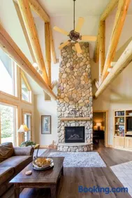 Interlachen Unit 3 - Image 2