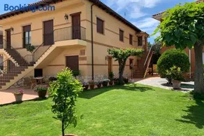 Apartamentos los Olivos - Image 1