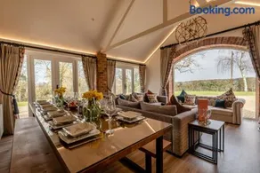 5 Bed in Haceby oc-c31061 - Image 4