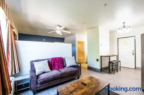 Vistas 216- Renovated central Sierra Vista long term discounts - Image 4