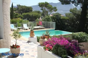 Cassis Hostel - Image 2