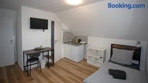 Cesar Apartments - Image 2