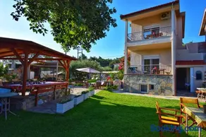 Studio apartment by the sea at Spathies Beach - Image 4
