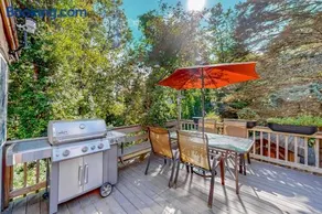 Private Pocasset Getaway - Image 3