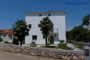 Apartments Monja & Dadi, Malinska, Vantačići - Image 1