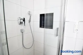 Moderne Ferienwohnung mit Sat-TV & WLAN - Image 1