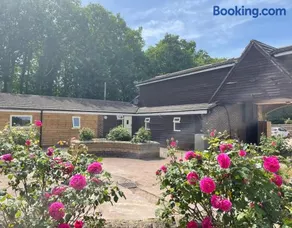 The Rose Cottage - Image 1