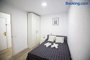 Apartamento con balcón cerca María Zambrano - Image 3