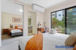 1BDR East Perth - Tennis court Gym and Pool - Image 4