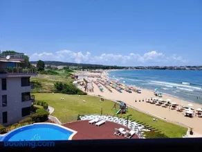 White Sand Lily Beach Apartment - Image 1