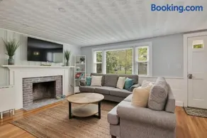 Perfect House In Yarmouth, Book Now & Come Relax! - Image 2