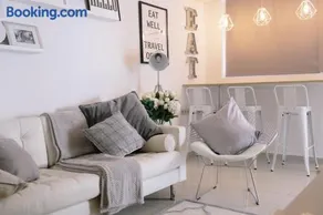 Studio Apartment By Travel Lets Holiday Homes Lagada With Pool - Image 4