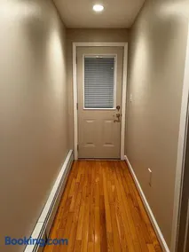 Premium Private Suite with Parking and Workspace - Image 5