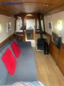 Narrowboat stay or Moving Holiday Abingdon On Thames DIFFERENT RATES APPLY ENSURE CORRECT RATE SELECTED - Image 3