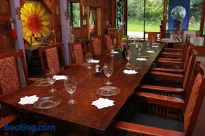 Hobbit Hut - Image 4