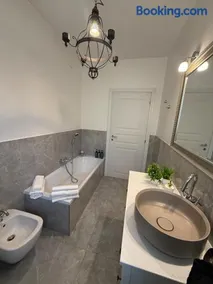 Villa with garden 3 BR and near Milan Rho Fiera - Image 3