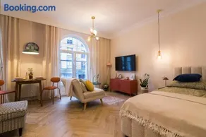 Apartament Studzienna Prestige Old Town - Image 1