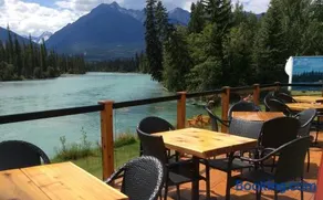 Tete Jaune Lodge - Image 1