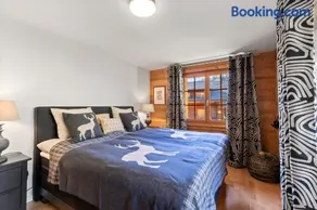 Appartement chalet avec balcon et vue sur les Alpes - Image 3
