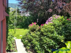 Zimmer am Ring - ruhiges Zimmer im Grünen, Frühstück auf eigener Terrasse mit Morgensonne und fußläufig zum Badeplatz Schwarzindien am Mondsee - Image 2