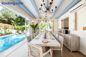 LohonoStays Villa Athena - Image 4