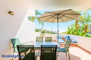 Apartment Praia Dona Ana - Image 1