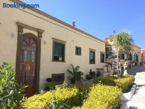 Casa Celia Hotel Restaurante - Image 4