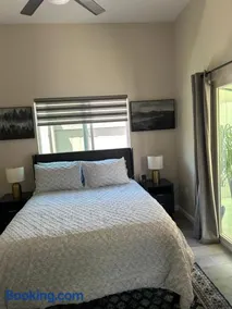 Cozy Casita in the Valley - Image 3