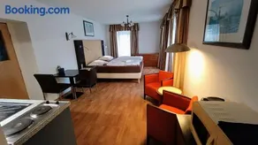 Apartments Gato Karlovy Vary Dalovice Free Parking - Image 5