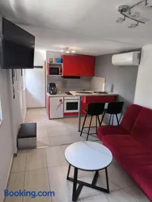 Urinj - Image 1