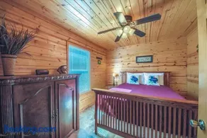 RR 9122WC Wine Cup Cabin - Image 5