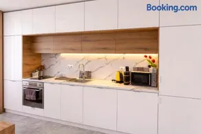 CityApartment with Free Private Parking - Image 1