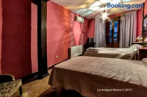 La Antigua Botica - Image 5