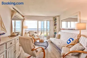 Seafront flat near Cabourg with free private parking - Image 1