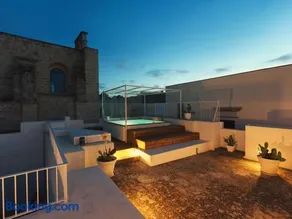 Palazzo dei Gigli Puglia - house with heatable rooftop-Pool - Image 4