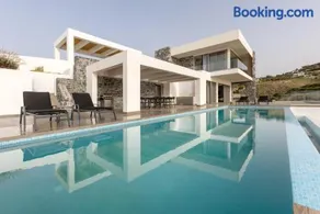 Rock Bay Villas - Luxury Villas in Crete - Image 1
