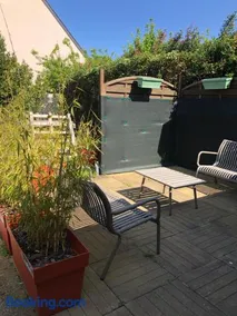 Appartement type loft avec terrasse - Image 2