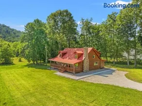 Biggie Cabin - Image 1