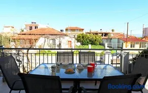 Grey family and friends apartment - Image 2