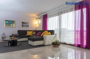 Apartment Joe - Image 1