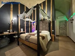 The Bridge Suites - Image 3