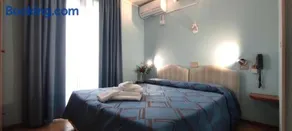 Hotel Villa Mirella - Image 3