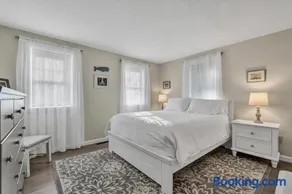 Family-Friendly Home Near Beach with Fenced Yard , Fire Pit, Three Bedroom Plus Office make for Four Unique Sleeping Spaces, Pocasset Home Perfect for Families, Host up to 7, 24 Hr Hospitality - Image 4