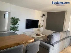 Fantástico piso con piscina y balcón en el Medano - Image 1