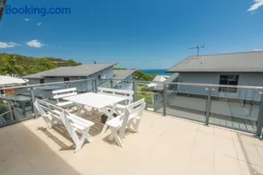 Warragi 5 - Sleeps 8 - Pool - Ocean Views - Image 3