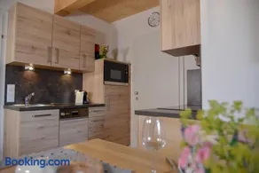 Alpine Apartment Lisa Top 7 by AA Holiday Homes - Image 1