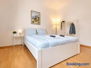City Walk Residence - Free city connections - Image 1